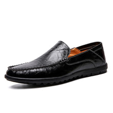 Load image into Gallery viewer, Men Loafers Party Shoes Luxury Loafers Leather Moccasin Wedding Slip On Shoes Flat Driving Boat Shoes Male Gommino Zapatos